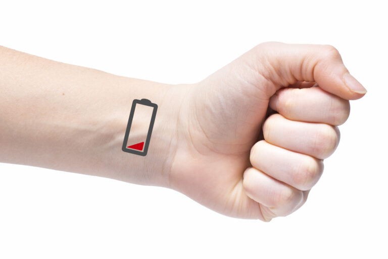 arm with low battery on the wrist